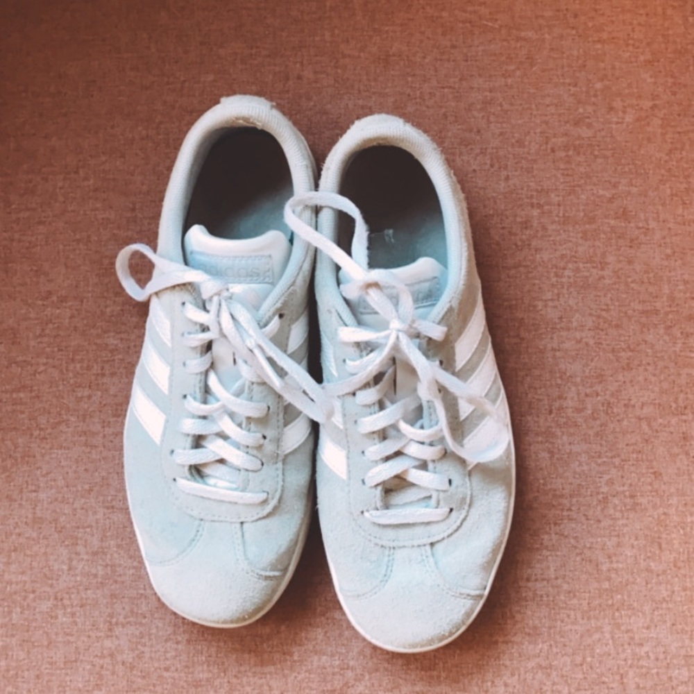ADIDAS SNEAKS